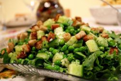 Салат із зеленим горошком