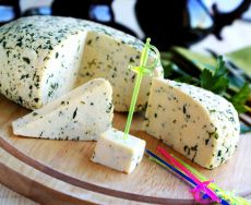 Сир з зеленню - рецепт