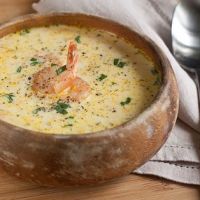 Сирний суп з морепродуктів