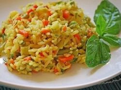 Як приготувати рис з овочами?