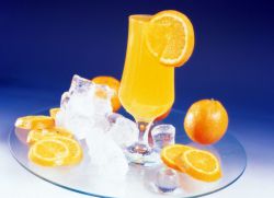 Напій із заморожених апельсинів