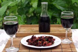 Вино з шовковиці в домашніх умовах – рецепт