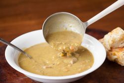 Гороховий суп - класичний рецепт