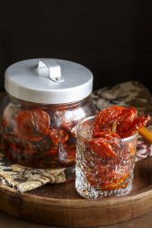 Рецепт в'ялених помідорів в домашніх умовах