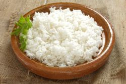 Як зварити розсипчастий рис на гарнір?