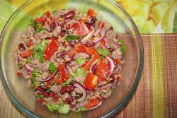 Салат «Тбілісі» з яловичиною – рецепт