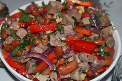 Салат «Тбілісі» з яловичиною – рецепт