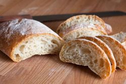 Домашній дріжджовий хліб в духовці