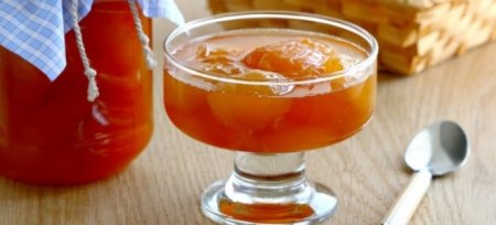 Рецепт абрикосового варення без кісточок