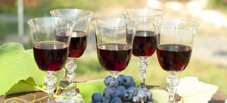 Як зробити виноградне вино в домашніх умовах?