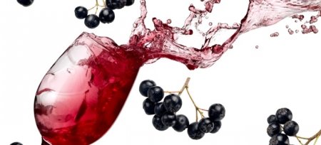 Домашнє вино з чорноплідної горобини – простий рецепт