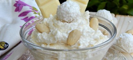 Крем Рафаелло для торта або капкейків - рецепти кокосового заварного, вершкового десерту з білим шоколадом