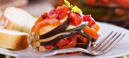 Пісні святкові страви - смачні рецепти салатів, гарячого, закусок і торта