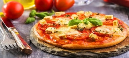Пісна піца - рецепти тіста і начинки з грибами, помідорами, морепродуктами