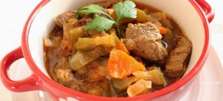 Азу з свинини з солоними огірками, рисом або картоплею - татарські рецепти страви з підливою