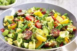 Літній салат з овочів - рецепт