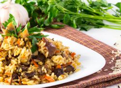 Який рис потрібен для плову? Який рис потрібен для плову?