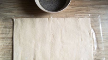 Булочки з маком - рецепти зі здобного дріжджового, листкового і пісного тіста